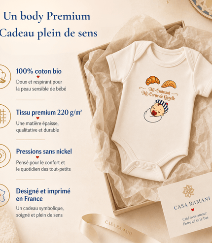 Body bébé franco-marocain « Mi-Croissant, Mi-Corne de Gazelle » porté – vêtement bébé double culture France-Maroc – Casa Ramani
